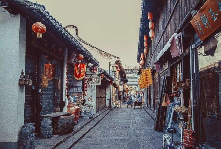 壹点财商院·复“盘”|中字头行情延续,次新股高开低走,光伏巨头集体大跌